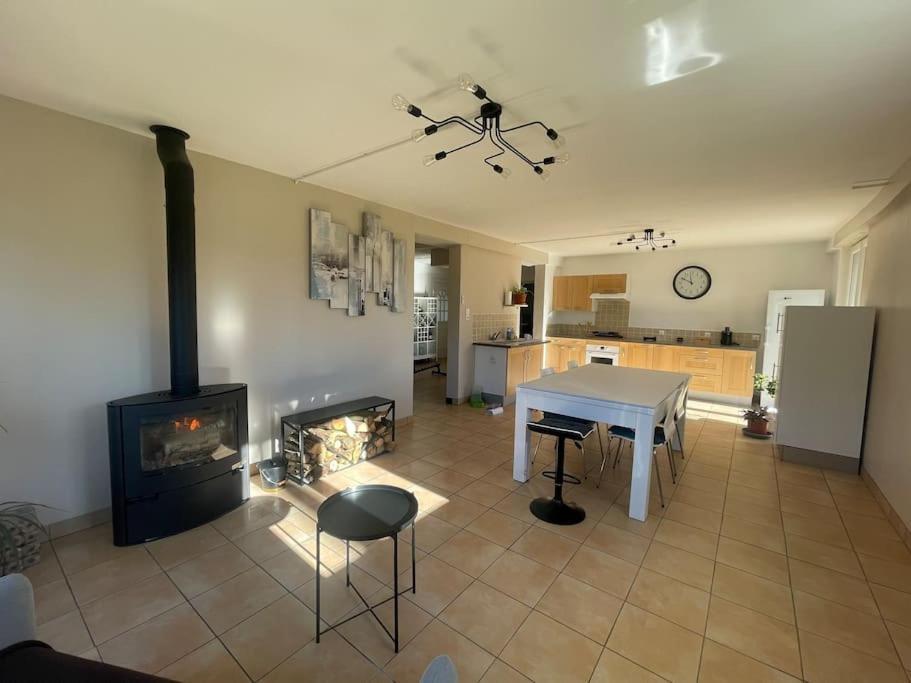Appartement Independant En Rdc Chez Habitant Lannemezan Eksteriør bilde